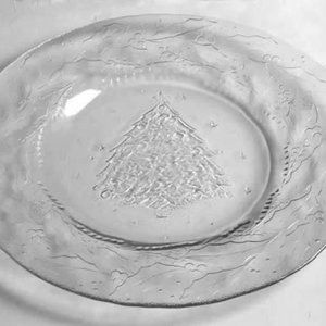 VTG Set Of 2 "HOLLY TREE" Clear Glass Round Platters, BY ARCOROC, Made In France